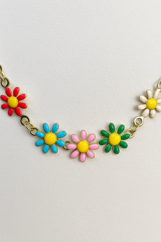 Colar Feminino Margaridas Coloridas – Corrente Dourada com Flores Esmaltadas
