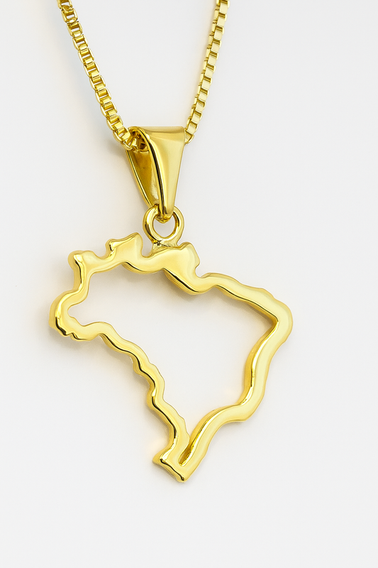 Colar Mapa do Brasil em Ouro – Minimalista e Sofisticado