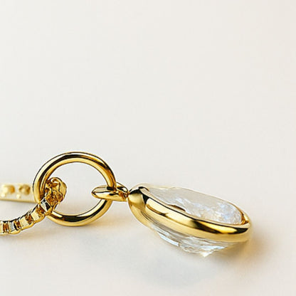 Colar Gota de Cristal – Dourado Clássico