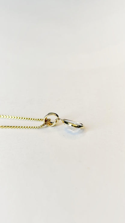 Colar Gota de Cristal – Dourado Clássico