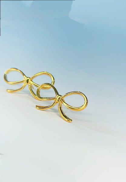 Brinco Feminino Laço Folheado a Ouro 18k – Delicado e Romântico