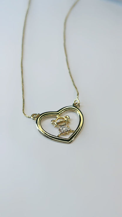 Colar Coração com Menininha Folheado a Ouro 18k – Amor em Cada Detalhe