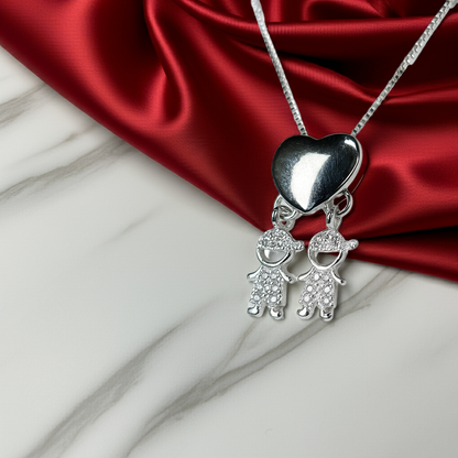 Colar Coração com Pingentes de Crianças em Prata – Amor de Mãe
