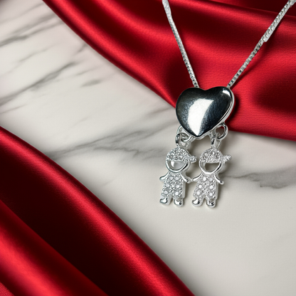 Colar Coração com Pingentes de Crianças em Prata – Amor de Mãe